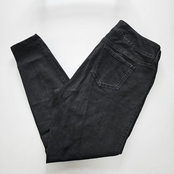 Torrid Black High Rise Skinny Super Stretch Jegging Jean Size 16 - Picture 3 of 12